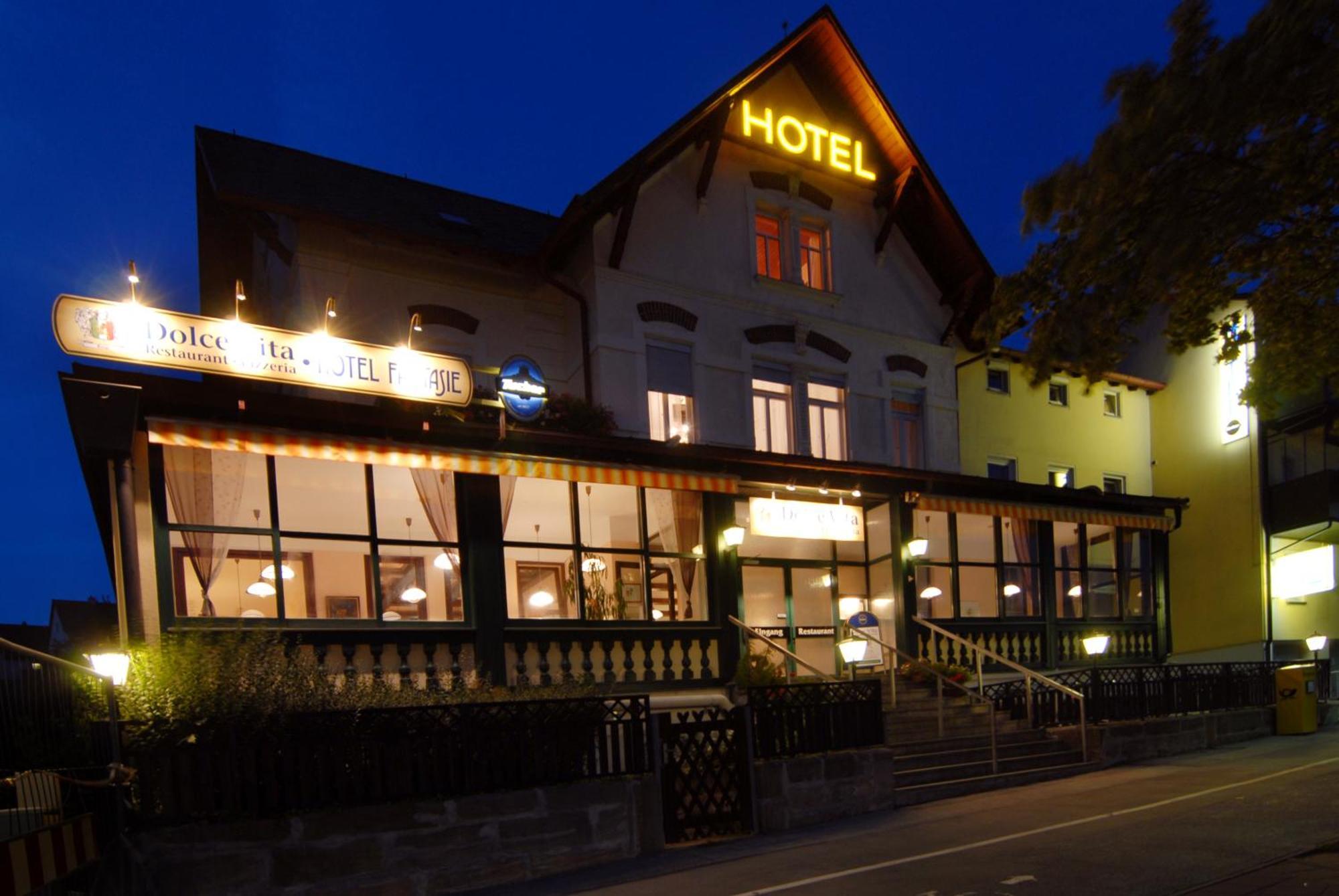 Hotel Fantasie Ансбах Екстериор снимка