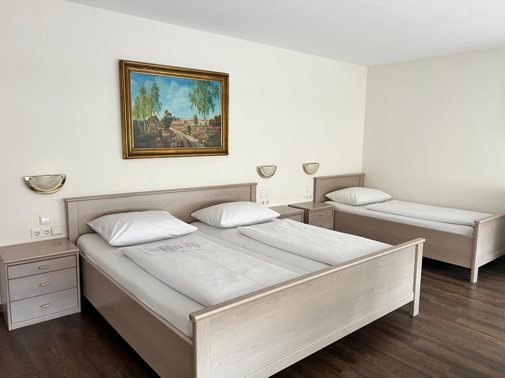 Hotel Fantasie Ансбах Екстериор снимка