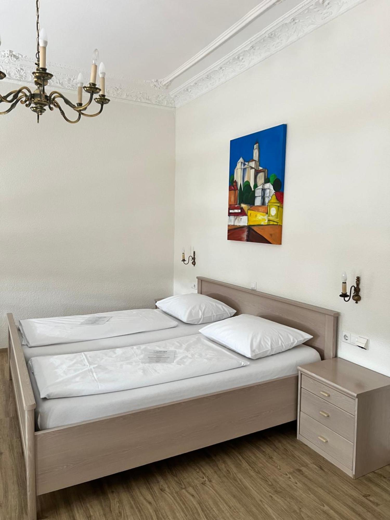 Hotel Fantasie Ансбах Екстериор снимка