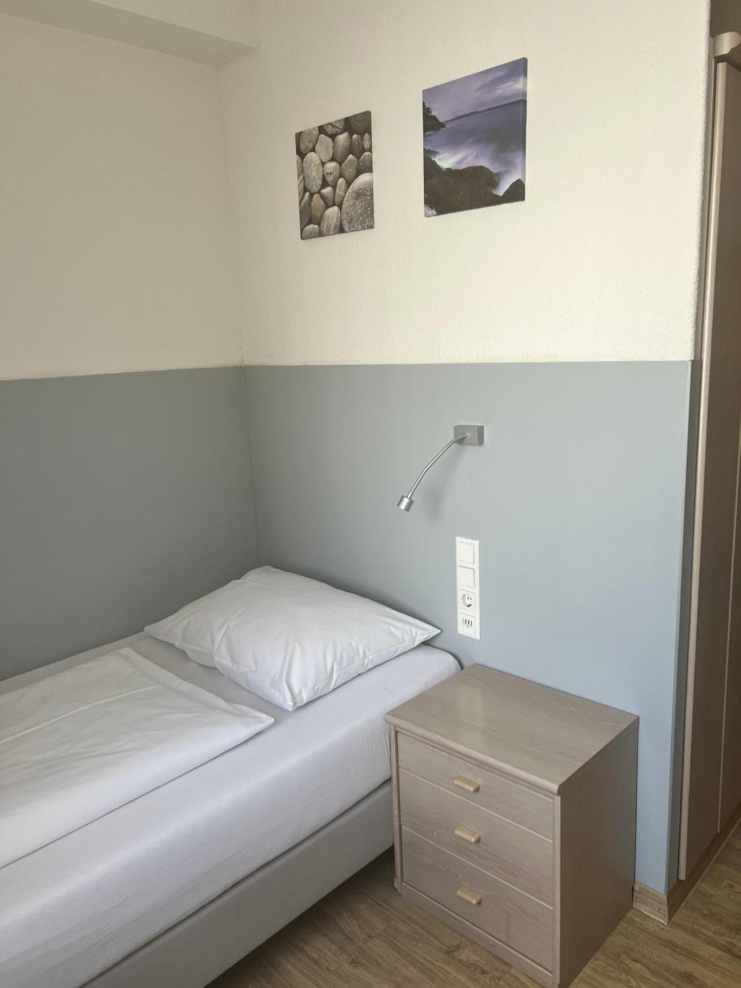 Hotel Fantasie Ансбах Екстериор снимка