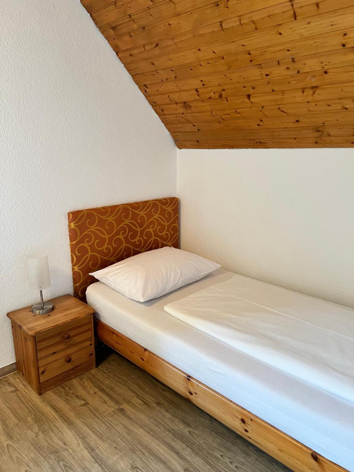 Hotel Fantasie Ансбах Екстериор снимка